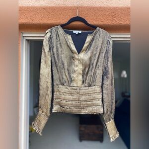 Sam Edelman Stylish Gold Metallic Blouse | Long Sleeve, V-Neck, Size S
